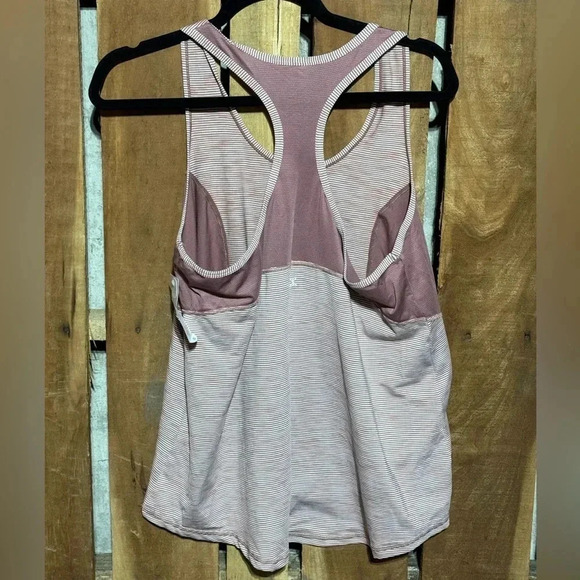 NWT Xersion Performance Razor Back Tank Size Large - Picture 4 of 6